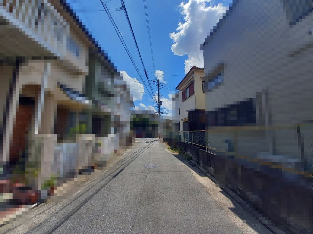 裏側道路(北側)(周辺) 裏側道路(北側)(周辺)