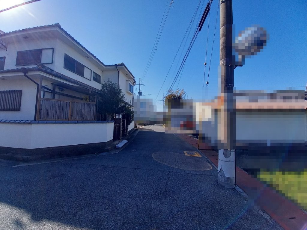 北西側道路(周辺) 北西側道路(周辺)