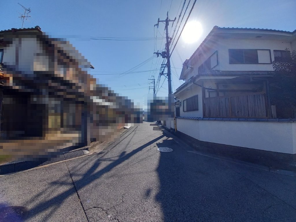 北東側道路(周辺) 北東側道路(周辺)