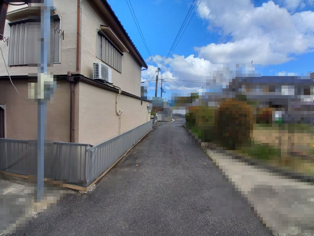 東側道路(周辺) 東側道路(周辺)