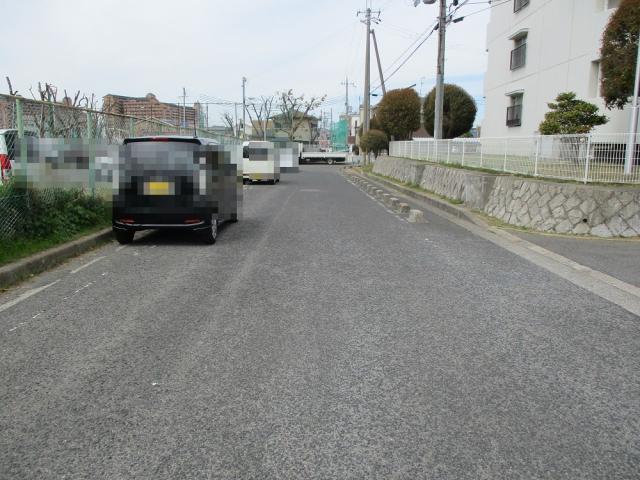(周辺) (周辺)