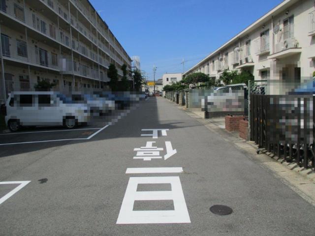 (周辺) (周辺)