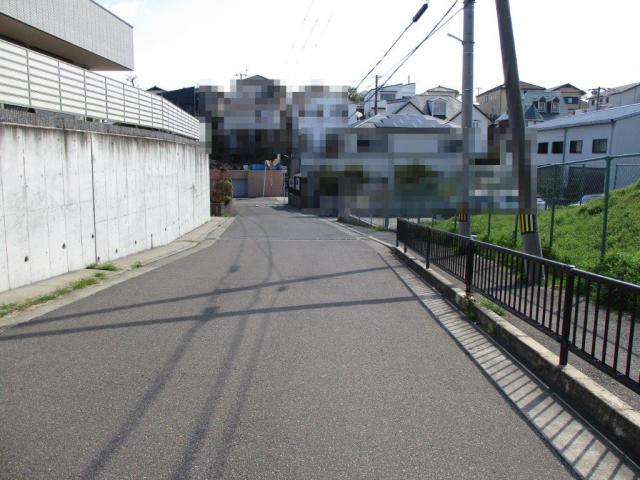 (周辺) (周辺)