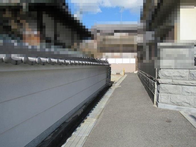 東側道路(周辺) 東側道路(周辺)