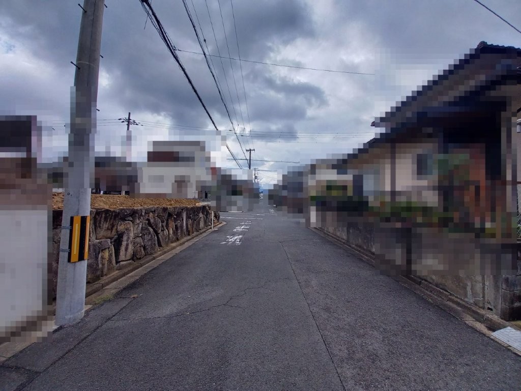 南西側道路(周辺) 南西側道路(周辺)