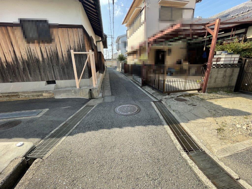 (周辺) (周辺)